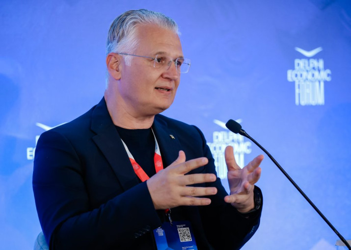 delphi-economic-forum-9106-1024x731.jpg?v=0