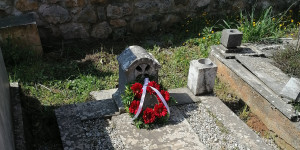 Τρίπολη: Εκδήλωση τιμής για την Κλειώ Δεληβοριά στο νεκροταφείο στον Άγιο Θανάση