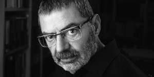 "Ένα ποίημα είναι "ζωντανό" μόνο όταν απαγγέλεται" (ηχητικό)