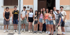 Ομογενείς φοιτητές και φοιτήτριες από πανεπιστήμια του Καναδά στη Δημοτική Πινακοθήκη Τρίπολης