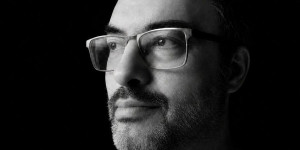 Ο Τριπολίτης Γιάννης Αγγελάκος σε διεθνή διαγωνισμό με την αφίσα της παραγωγής της ΘΟΤ «Ο Επιθεωρητής έρχεται» (ηχητ.)