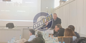 "Είστε υπεύθυνοι να διαχειριστείτε αυτή την απαράδεκτη κατάσταση!" (vid)