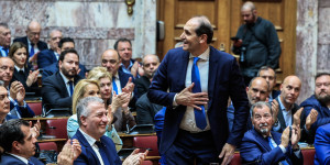 Οι Βουλευτές Αρκαδίας αποχαιρετούν τον Απόστολο Βεσυρόπουλο