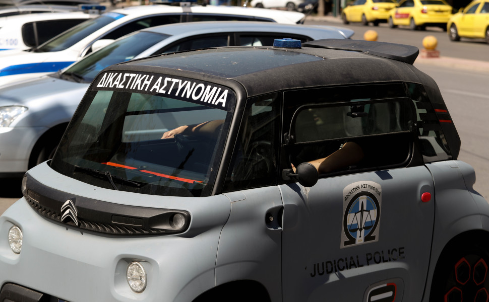 Καλαμάτα: Δύο νεαροί άνδρες συνελήφθησαν για 6 κλοπές