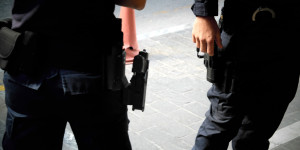 Νέο "ντου" της ΕΛ.ΑΣ. σε καταυλισμούς ρομά σε Αργολίδα και Κορινθία