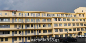 Δέντρο καταπλάκωσε 40χρονο στην Αλωνίσταινα