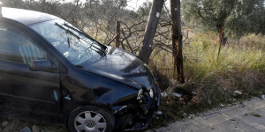 Εκτροπή οχήματος έξω από το Σπαθοβούνι τα ξημερώματα της Τρίτης