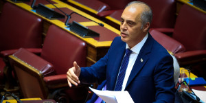 Ερώτηση Βελόπουλου στον υπουργό Περιβάλλοντος & Ενέργειας για το ξεσηκωμό στον Κοσμά