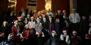 Η Βυτίνα μπήκε στο πνεύμα των Χριστουγέννων με τη συμμετοχή μικρών και μεγάλων