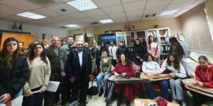 Χριστουγεννιάτικες μελωδίες και ευχές στη Διεύθυνση Δευτεροβάθμιας Εκπαίδευσης