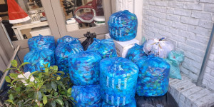 Μοίρασε πλαστικά καπάκια, αγάπη κι... αλληλεγγύη η Ελληνική Ομάδα Διάσωσης στον Σύλλογο ΑμεΑ Αρκαδίας