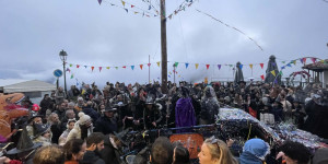 Γεμάτη από κόσμο η Δημητσάνα για το Θρυλικό Έθιμο του "Μακαρονά"