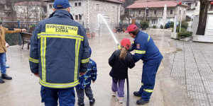 Οι μικροί "πυροσβέστες" του Βαλτετσινίκου