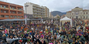 Η Πλατεία Άρεως γέμισε χρώματα! (pics, vids)