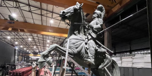 Μάρκος Γεωργιλάκης: Το σπαθί και η ουρά του ανδριάντα ήταν εξαρχής αποσπώμενα μέρη του έργου