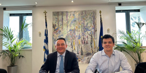 Το Υπουργείο Παιδείας ενώνει τις δυνάμεις του με φορείς της ναυπηγοεπισκευαστικής βιομηχανίας