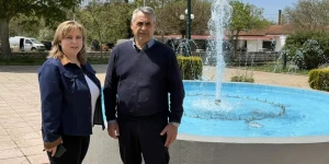 Σε λειτουργία το νέο συντριβάνι στην κεντρική πλατεία του Στενού