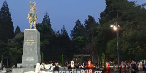 "Μερικές φορές, η Ιστορία δεν μένει στα βιβλία"