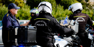 Στα χέρια αστυνομικών της Ο.Π.Κ.Ε. Κορινθίας έπεσε ανήλικος με σιδερογροθιά