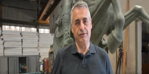 Κώστας Τζιούμης: "Ο Κολοκοτρώνης στην θέση του!" (video)