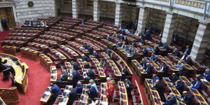 Υποκλοπές: "Μπλόκο" από τη Ν.Δ. στην κλήση των Ντίλιαν- Δημητριάδη