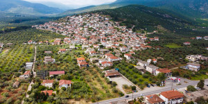 Φτιάχνοντας πλακόπιτες στο Κορακοβούνι Αρκαδίας!