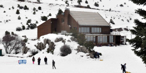 Πάρτι στο Χιονοδρομικό Κέντρο Μαινάλου: Τάση που προσελκύει εκατοντάδες λάτρεις της house μουσικής