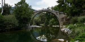 Θα "βουλιάξουν" τα Θεοφάνεια οι χειμερινοί προορισμοί - Πόσο θα κοστίσει η διαμονή στα Airbnb