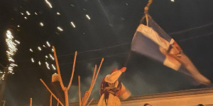 9η Λαμπαδηδρομία: Μια νύχτα μνήμης, συγκίνησης και υπερηφάνειας έζησαν στη Βυτίνα