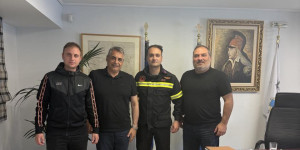 Τζιούμης: "Στηρίζουμε το έργο των πυροσβεστών και ενισχύουμε την κοινή μας προσπάθεια για έναν ασφαλή Δήμο"