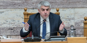 Κωνσταντινόπουλος: στις 5/6/2025 πάλι δεν υπήρχε ασθενοφόρο στη Μεγαλόπολη να μεταφέρει πολυτραυματία