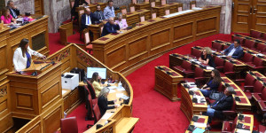 "Αψιμαχία" Μητσοτάκη με βουλευτή της ΝΔ κατά την εκλογή νέου γραμματέα της Κ.Ο.