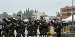 Παρέλαση Τρίπολης: Όταν το καθήκον νικά και τις χειρότερες καιρικές συνθήκες