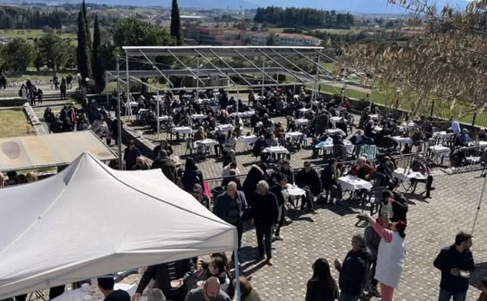 Facebook: Κώστας Τζιούμης - Δήμαρχος Τρίπολης