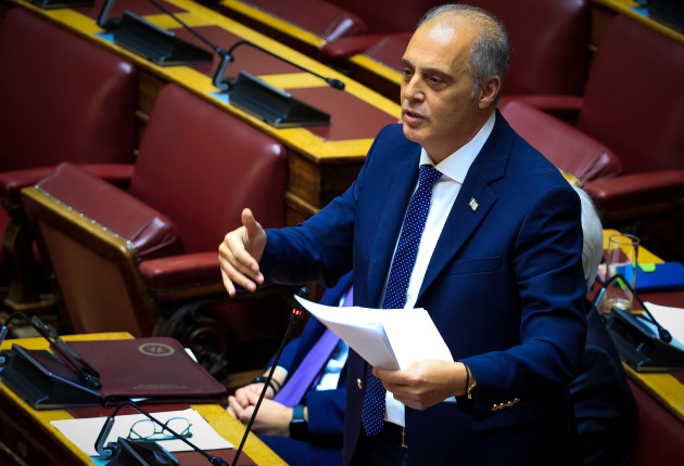 Ερώτηση στη Βουλή για τα προβλήματα στην Τρίπολης-Πύργου κατέθεσε ο Κυριάκος Βελόπουλος