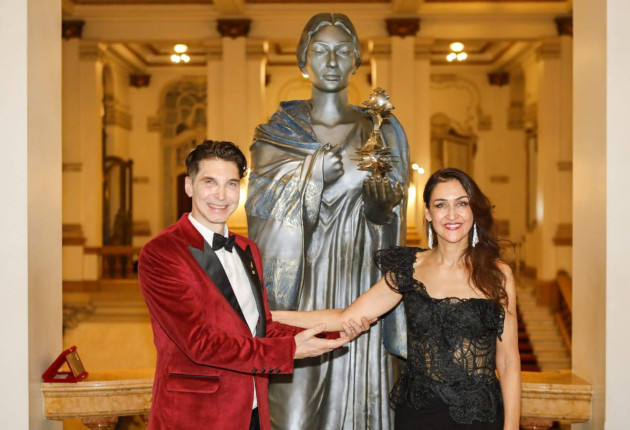 Η γνωριμία του Νίκου Φλώρου με την Ελληνίδα αγαπημένη σοπράνο του Franco Zeffirelli!