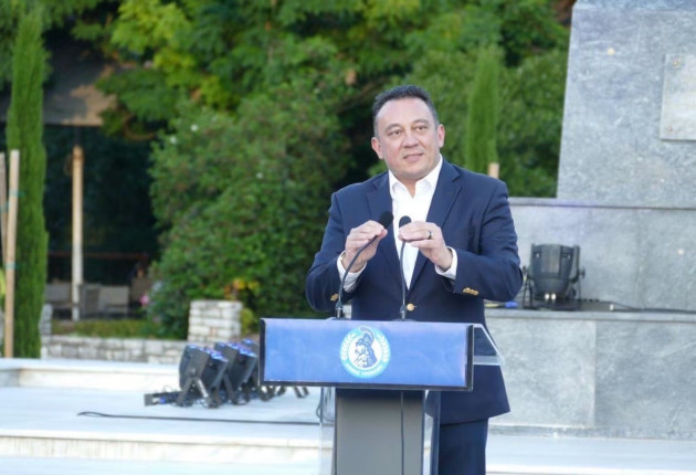 Βλάσης: Ο ανδριάντας του Θεόδωρου Κολοκοτρώνη επέστρεψε στη θέση του!