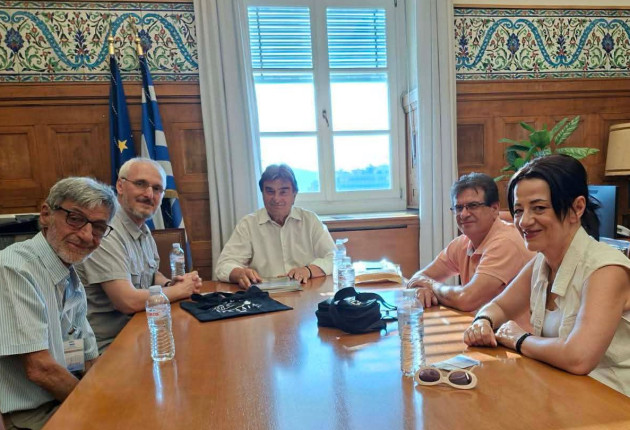 Συνάντηση Γιαννακούρα με εκπροσώπους του Συλλόγου Ακοβιτών Αθήνας-Πειραιά