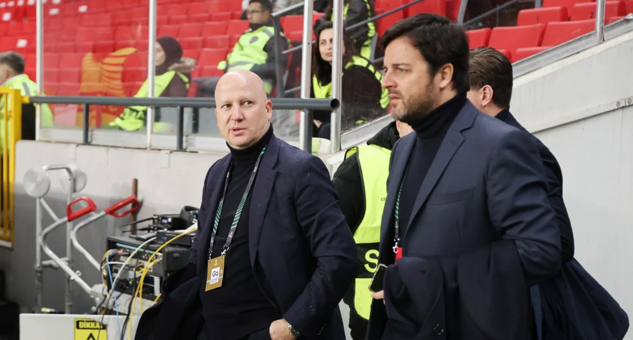 Θέλει να τελειώνει άμεσα και με τον χαφ η ΑΕΚ!