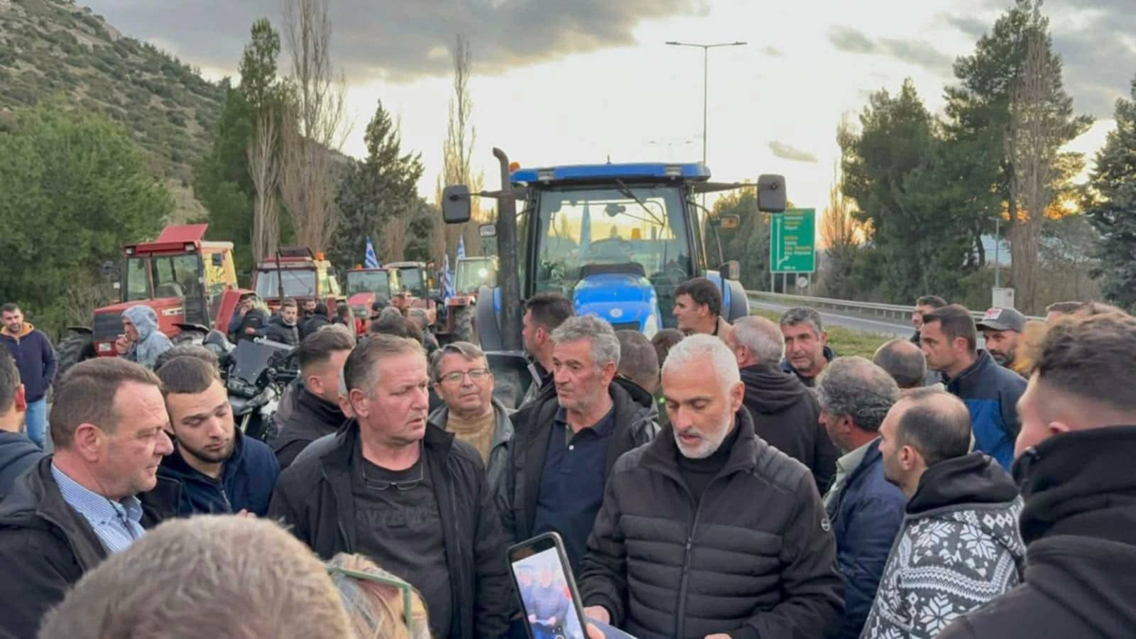 Η Ένωση Προέδρων Κοινοτήτων Δήμου Τρίπολης στα μπλόκα των αγροτών