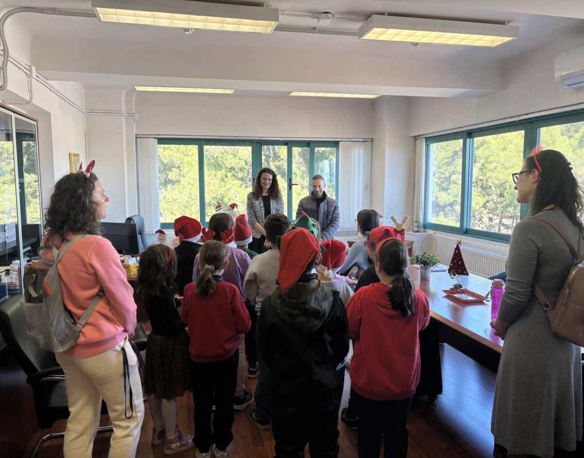 Τρίπολη: Επίσκεψη μαθητών του 3ου Δημοτικού Σχολείου στο Παναρκαδικό Νοσοκομείο Τρίπολης