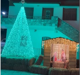 Οι Κολλίνες "φόρεσαν" τα... γιορτινά τους