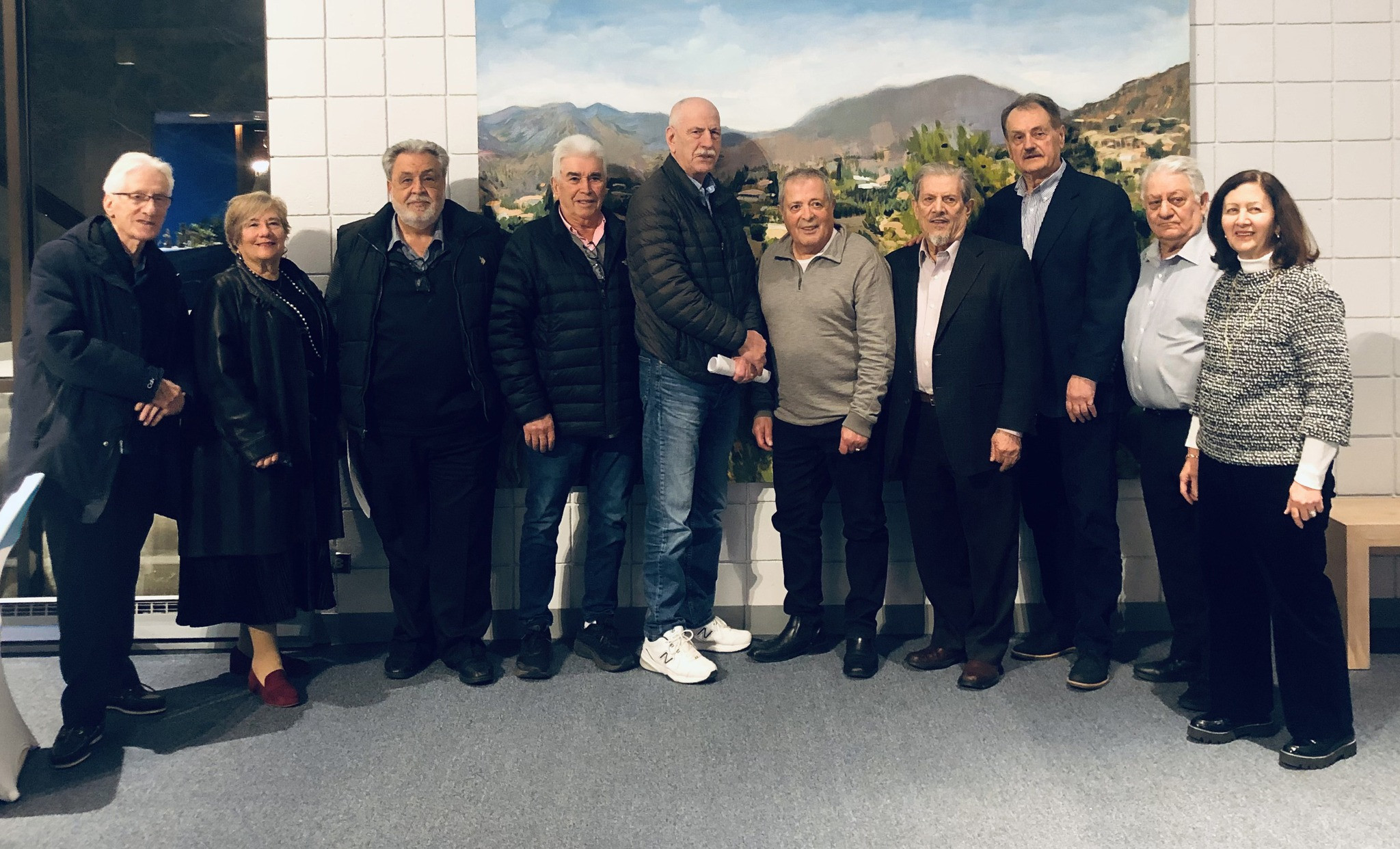&Sigma;.&Alpha;.&Epsilon;.&Kappa;. &Pi;&alpha;&nu;&alpha;&rho;&kappa;&alpha;&delta;&iota;&kappa;&omicron;ύ &Gamma;&epsilon;&nu;&iota;&kappa;&omicron;ύ &Nu;&omicron;&sigma;&omicron;&kappa;&omicron;&mu;&epsilon;ί&omicron;&upsilon; &Tau;&rho;ί&pi;&omicron;&lambda;&eta;&sigmaf;: &Epsilon;&upsilon;&chi;&alpha;&rho;&iota;&sigma;&tau;ί&epsilon;&sigmaf; &sigma;&tau;&omicron;&nu; &Sigma;ύ&lambda;&lambda;&omicron;&gamma;&omicron; The Arcadian Society of Massachusetts &ldquo;Tripolitsa&rdquo;