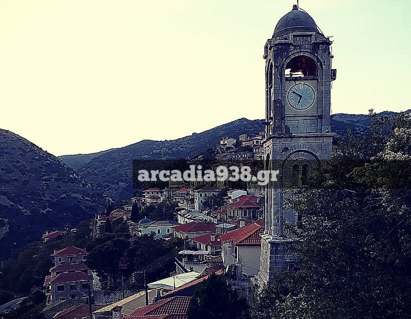 Παραμονή Πρωτοχρονιάς γύρω από τη φωτιά στη Δημητσάνα