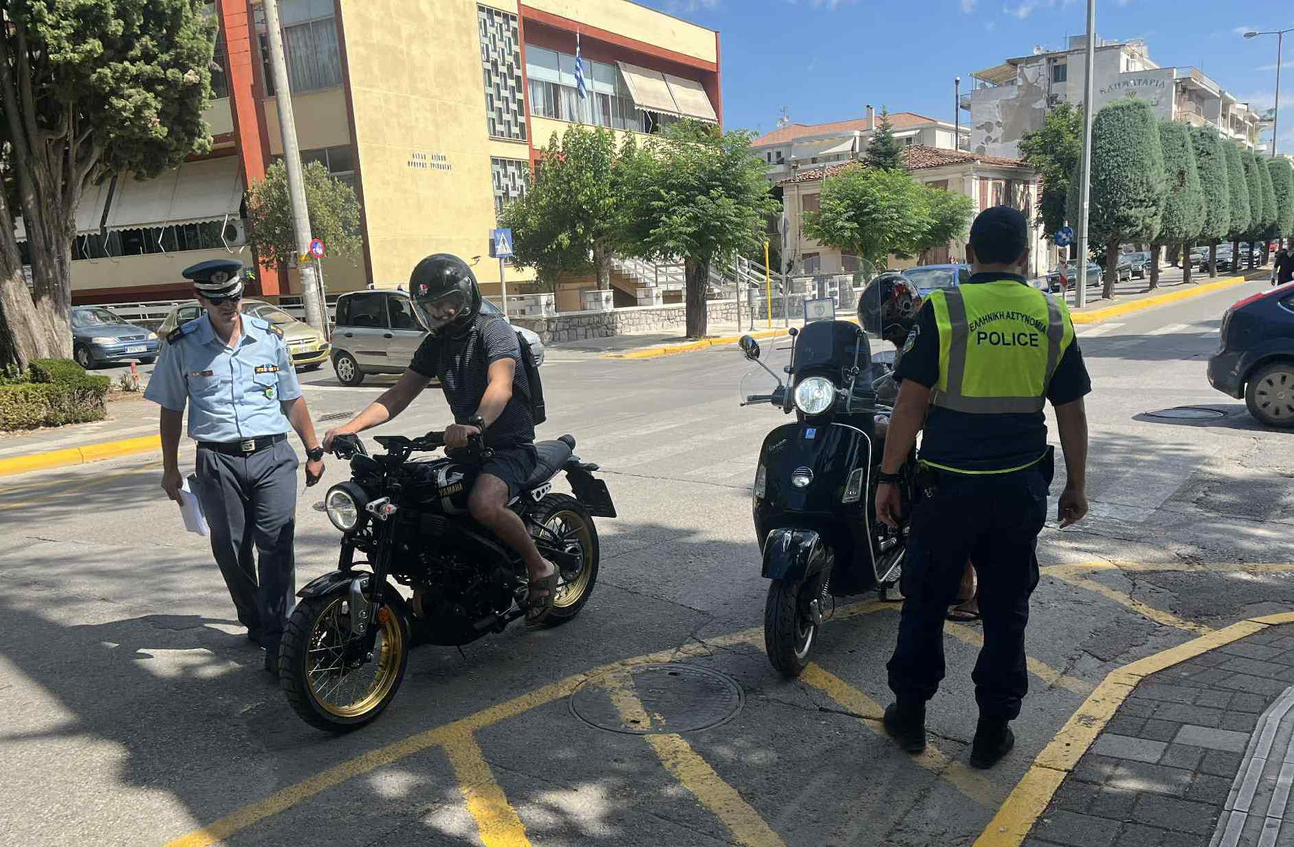 Πάνω από 60 παραβάσεις βεβαιώθηκαν στο πλαίσιο της εκστρατείας "Μηδενική ανοχή στη μη χρήση κράνους"