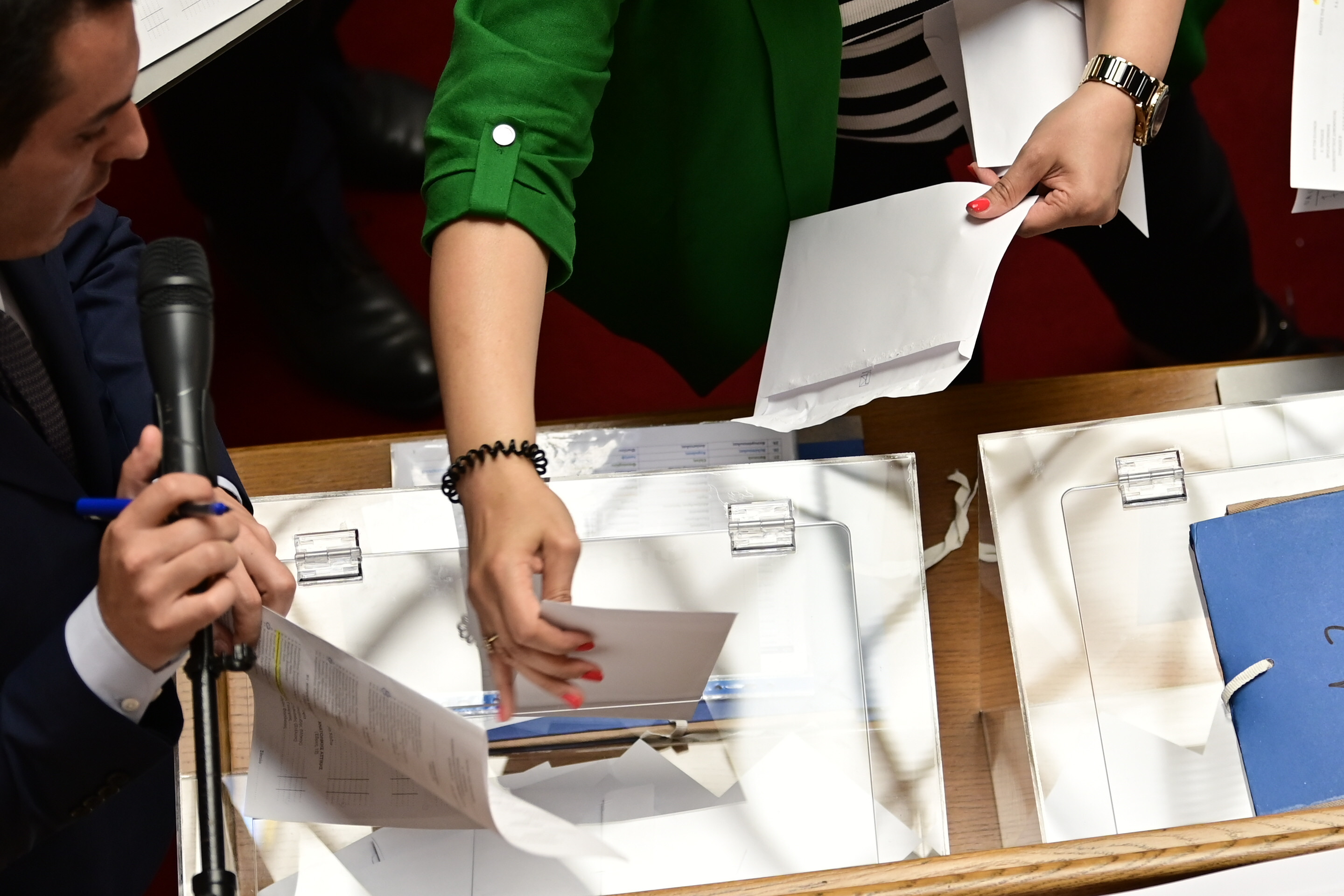 Το Δημοσιονομικό Συμβούλιο θα αξιολογεί το κόστος των προεκλογικών προτάσεων των κομμάτων