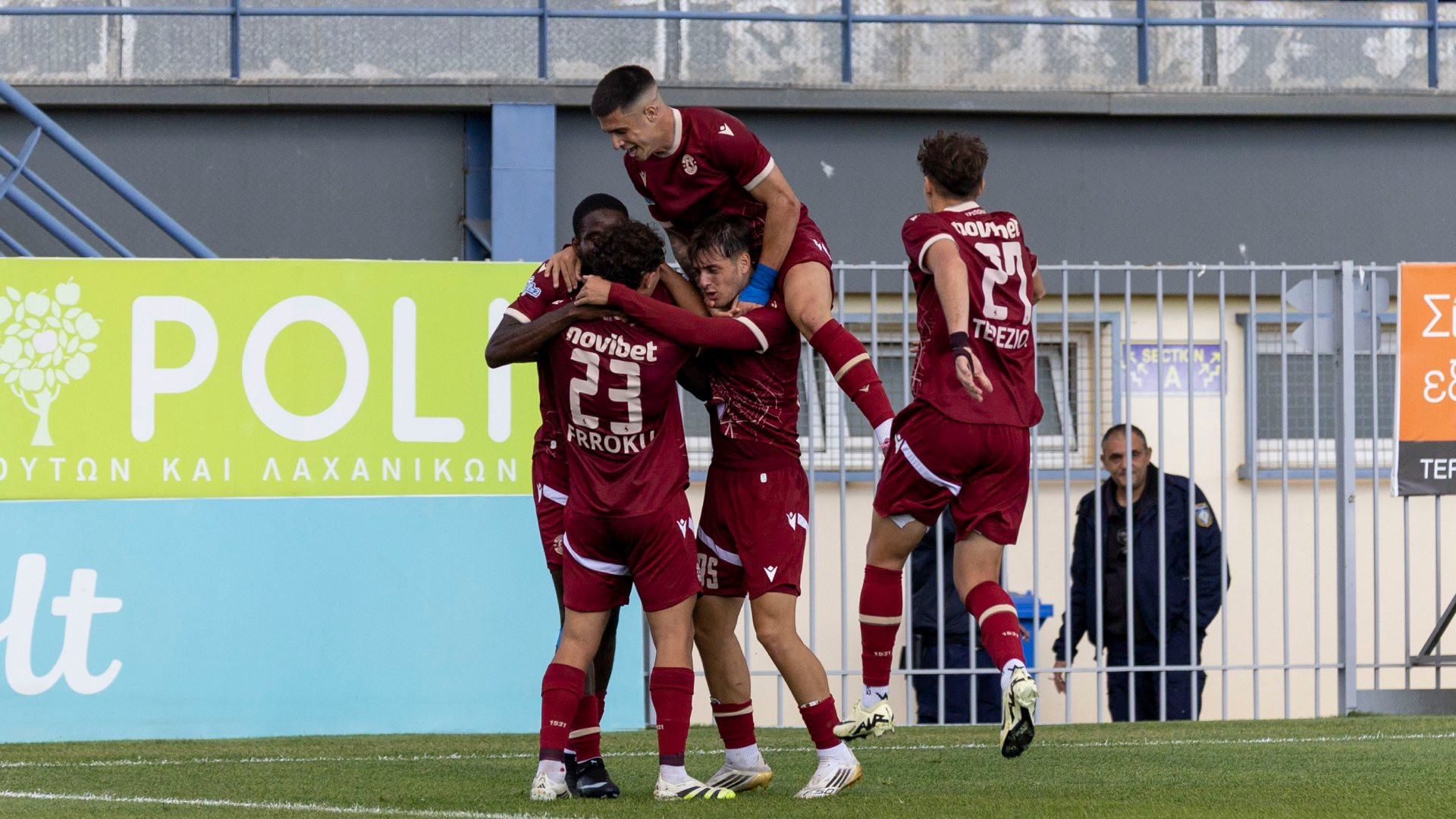 Οι "άχαστοι" του Αστέρα AKTOR B'