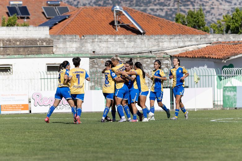 Η παρακάμερα της πρώτης νίκης της σεζόν για τα κορίτσια (vid)