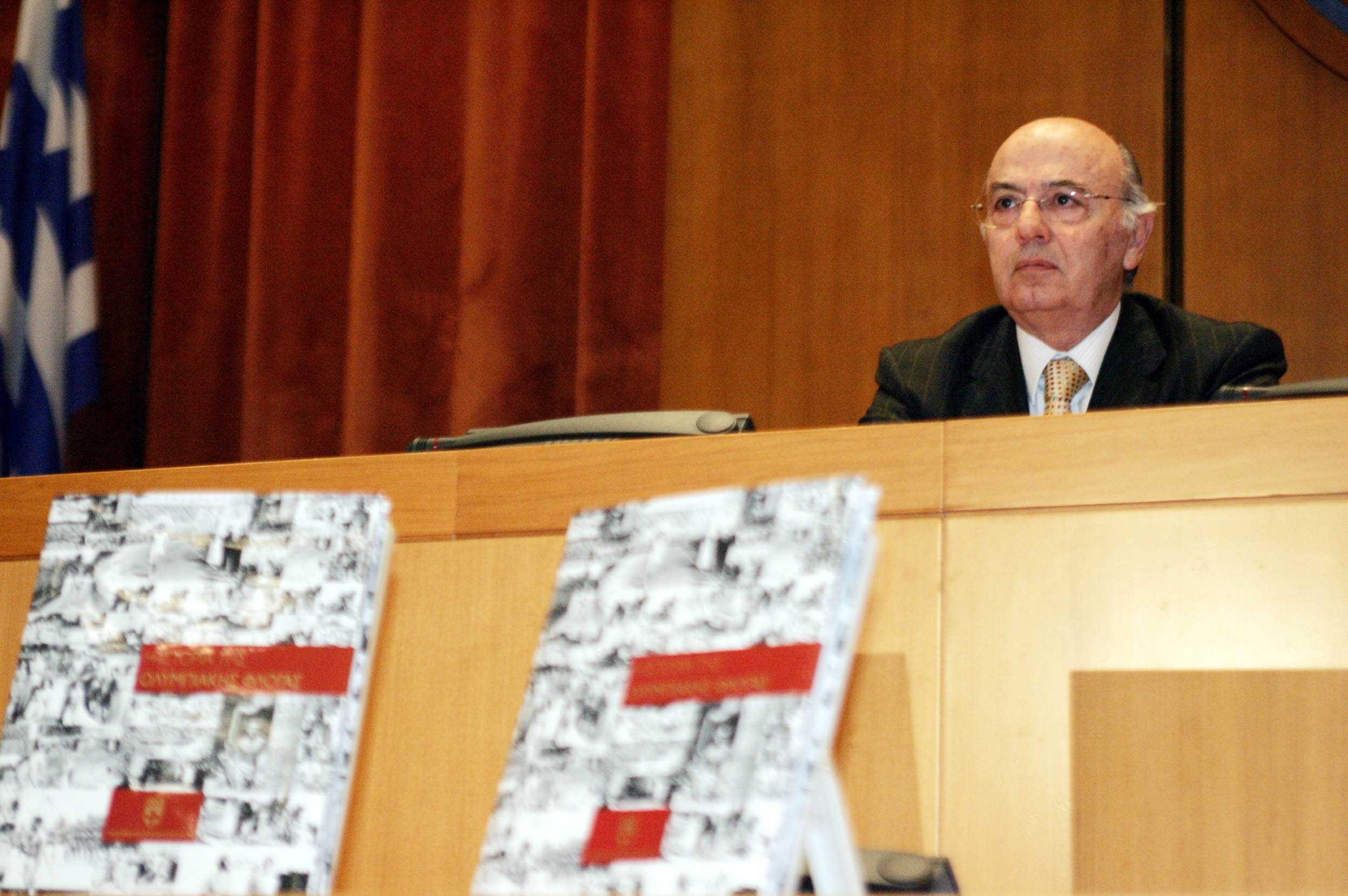 Απεβίωσε ο Λάμπης Νικολάου πρώην πρόεδρος της Ελληνικής Ολυμπιακής Επιτροπής