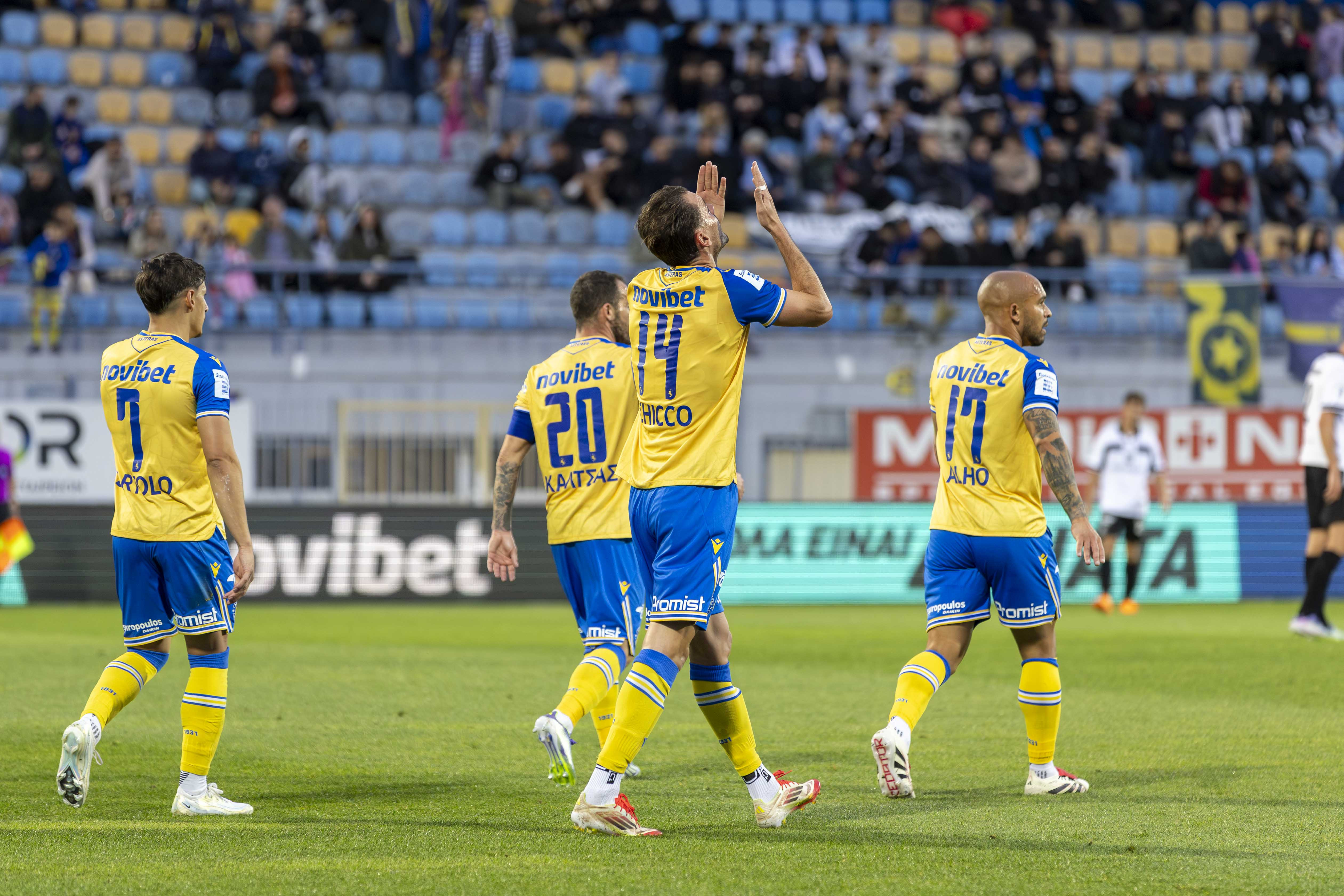 Το «κάστρο» πρέπει να μιλήσει ξανά